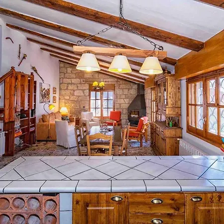 Casa Del Beceite